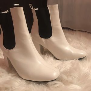 Brand New White Ankle Leather Booties 12W